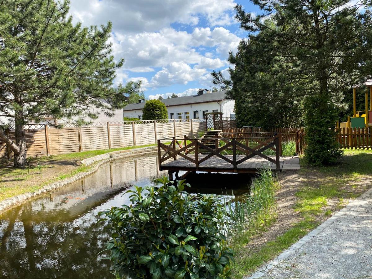 Hotel Garden Oleśnica Eksteriør billede